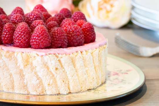 Chalotte Rasberries cake