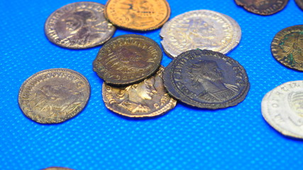 Monedas Romanas. Antigua Roma. Denarios, Antoninianos, Sestercios, dracmas. Monedas de plata y...