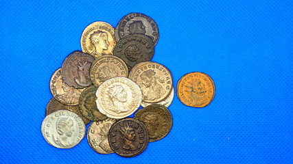 Monedas Romanas. Antigua Roma. Denarios, Antoninianos, Sestercios, dracmas. Monedas de plata y...