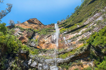 Govetts Leap Falls (Bridal Veil Falls) descending into the Grose Valley located within the Blue Mountains National Park, New South Wales, Australia