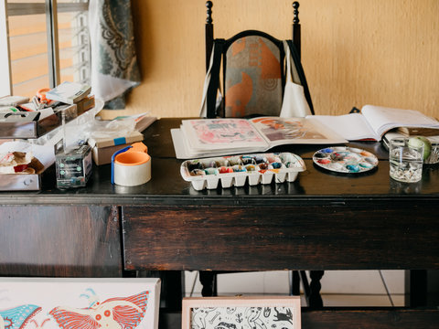 Artist workstation 