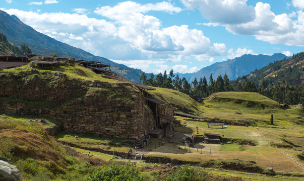 Chav&iacute;n de Hu&aacute;ntar, Andes, Peru