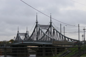 Мост через реку Волга в городе Тверь