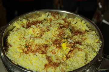chicken biriyani- chicken dum biriyani in south indian style with chafing dish heaters