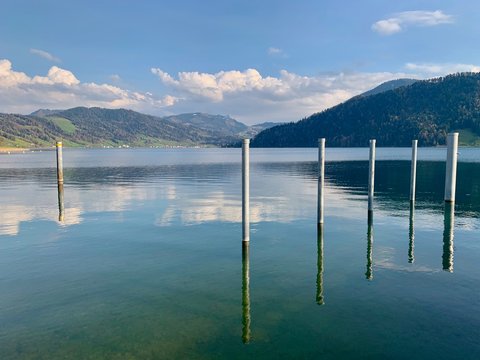 Blick &uuml;ber den &Auml;gerisee von Ober&auml;geri,aus, dem Schiffsteg.