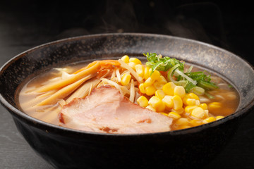 味噌バターコーンラーメン
