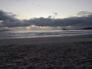 Arena y mar. Amanecer