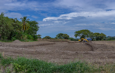 construccion de una laguna