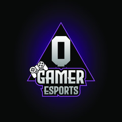 Letter Q Game Logo Esport Gaming