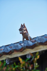 琉球赤瓦とシーサー