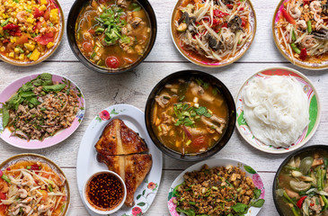 Thai Spicy Soup Mixed Dishes 