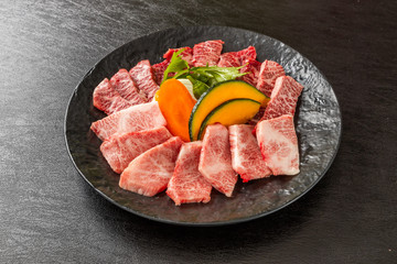 和牛で焼肉　Japanese style luxury grilled beef