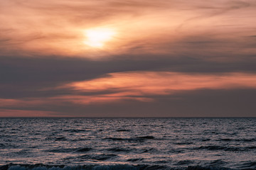 Obraz premium Sunset on lake Ladoga