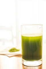 健康食品の大葉青汁と粉