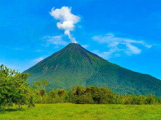 Fototapeta premium Arenal volcano national park, Alajuela, San Carlos, Costa Rica