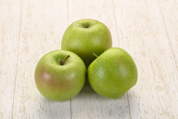 Green ripe apple
