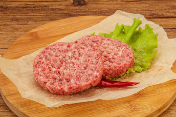 Raw beef cutlet for burger