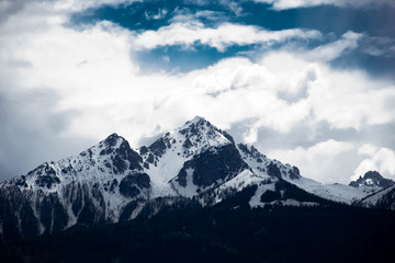 Fototapeta na wymiar Snowy Mountains in Austria 