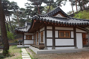 Obraz premium 한국 인천시 강화군 전등사 사찰입니다