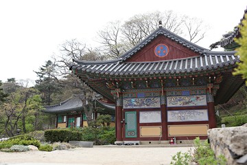 Obraz premium 한국 인천시 강화군 전등사 사찰입니다