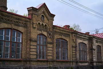 Fototapeta na wymiar Old vintage building in Kyiv