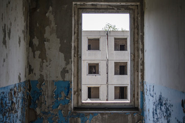 abandoned ghost town, extinct barracks