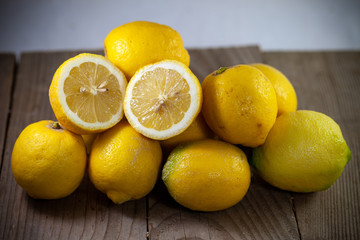 sorrento lemons seasonal fruit for lemonade or limoncello