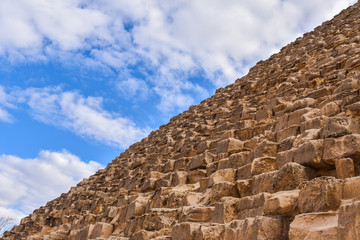 Fototapeta na wymiar Piramide diagonale