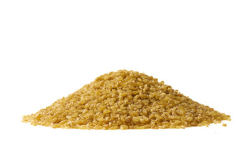Kasza bulgul usypana w stos na białym tle © piotrszczepanek