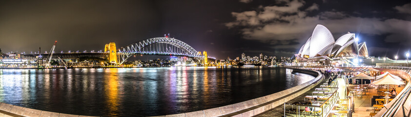 Naklejka na ściany i meble Sydney Opera and Harbour Bridge Pano at Night