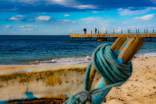 Bateau sur la plage_5
