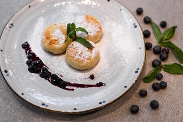 pancakes with a berries