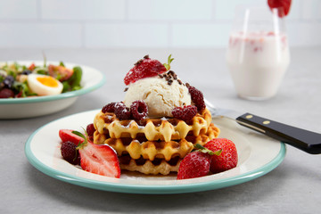 waffle ice cream strawberry food