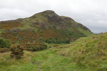 Fototapeta na wymiar Arthur's Seat outside of Edinburgh