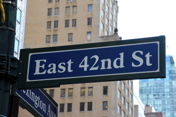 Fototapeta na wymiar East 42nd Street New York