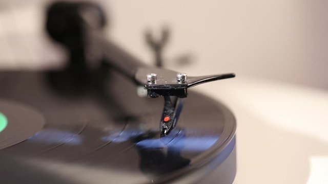 milieu de lecture d'un disque vinyle partie 2 