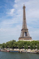 Fototapeta na wymiar Eiffel Tower on the Seine, Paris, France