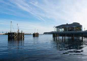 Obraz premium pier in the sea in Cardiff