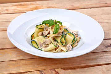 pasta with zucchini and mushrooms