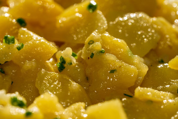 Kartoffelsalat mit Schnittlauch