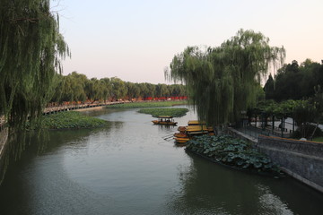 Fototapeta na wymiar Parc Beihai à Pékin, Chine 
