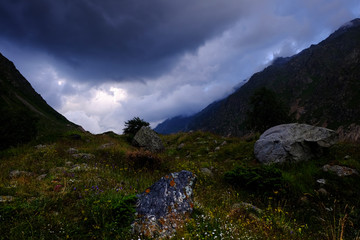 Fototapeta na wymiar morning in peas before a thunderstorm, Caucasus Bezengi