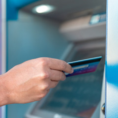 Use a credit card at an ATM