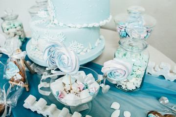 wedding cake with a Morse theme © Kamil