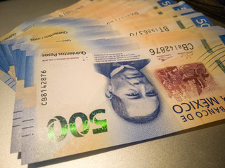 dinero, billete, moneda pesos, divisas.