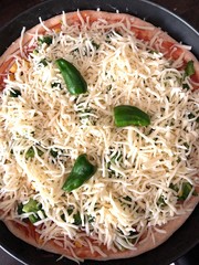 Pizza with green chili 