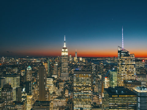 new york city skyline at sunset