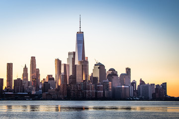 Fototapeta na wymiar Lower Manhattan and the skyline of its famed financial district