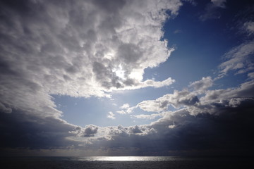 Obraz premium storm clouds over sea