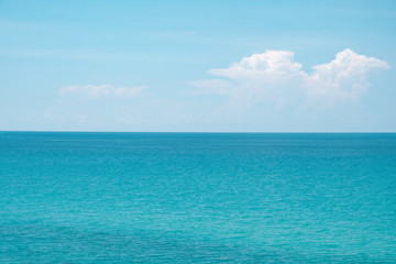 Fototapeta premium seascape views. the clear skies with beautiful clouds. Suitable for tourism recreation. At Ko Kood, Trat province, Thailand.